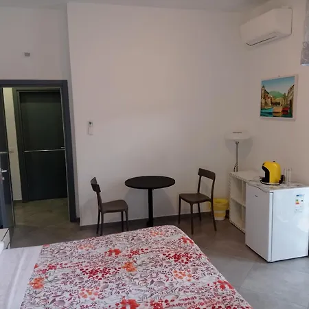Casa de hóspedes Lamarmora9 *