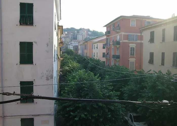 Lamarmora9 Pensión La Spezia