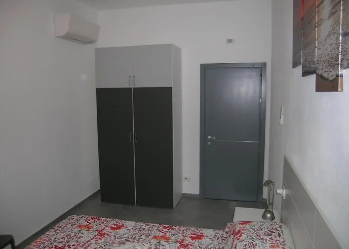 Πανσιόν Lamarmora9 *