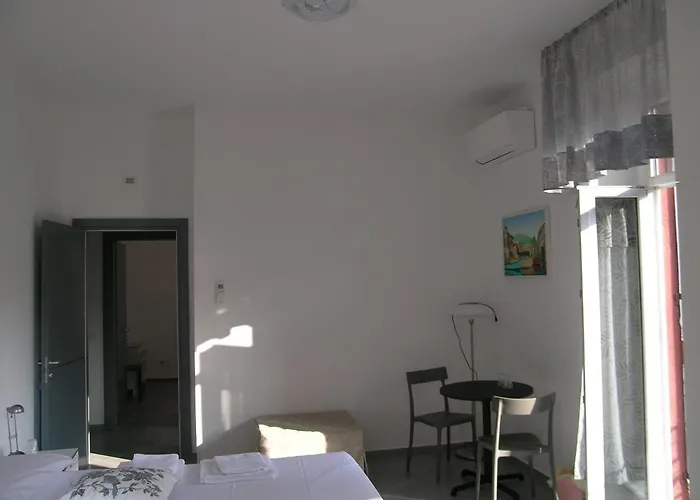 Πανσιόν Lamarmora9 Λα Σπέτσια